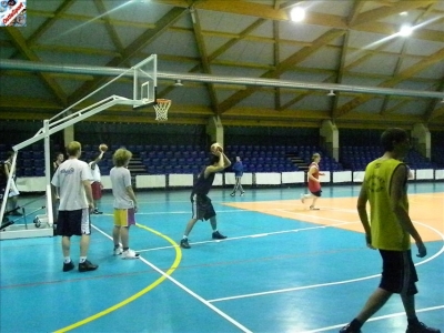 Basket 2009-84